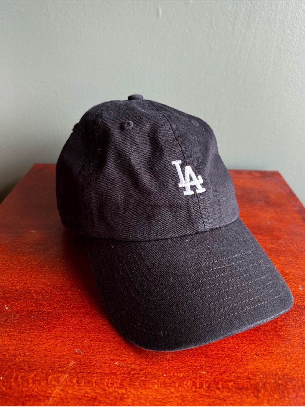 Los Angeles Mini Logo Black Baseball Cap